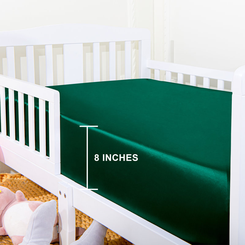 Drap-housse pour lit de bébé, satin de soie pour matelas de lit de bébé et de tout-petit standard, super doux, 28 x 52 pouces - NTBAY