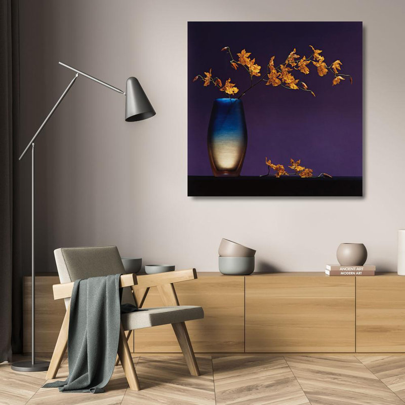 Fleurs dans un vase, 1985, H 20 po x l 20 po