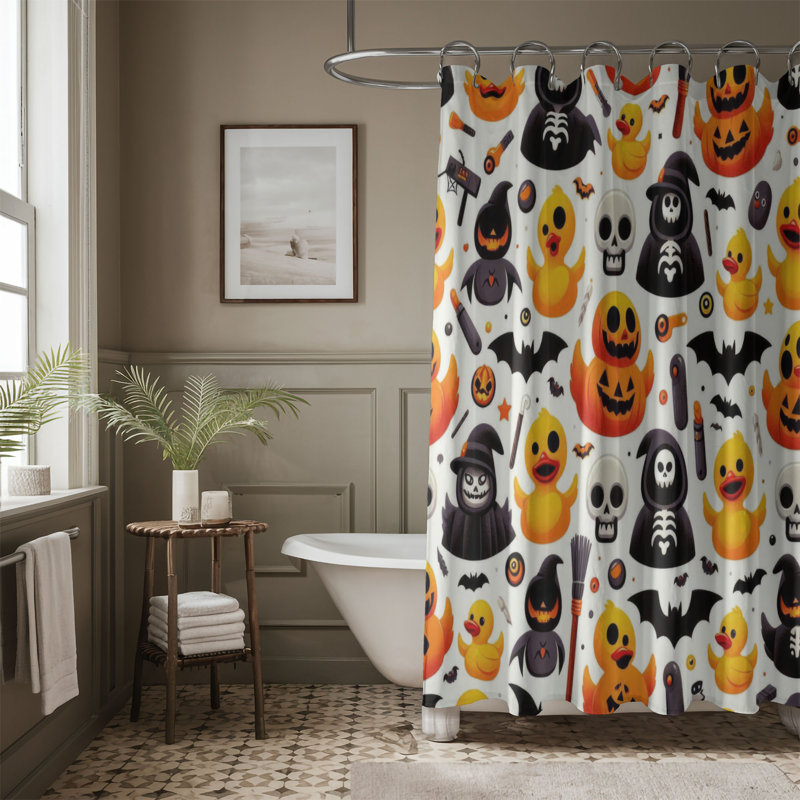 Rideau de douche 1 pièce Quacky Halloween, H 74 po x l 71 po