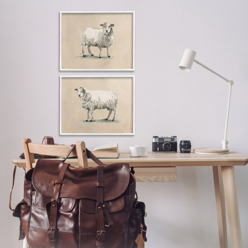 «Beige Sheep Portrait», ensemble de 2 estampes numériques par June Erica Vess, Estampe numérique encadrée blanc bord de mer