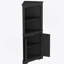Grande armoire d'angle avec plusieurs compartiments et tablettes pour un rangement complet et une amélioration esthétique de la pièce dans divers espaces de vie