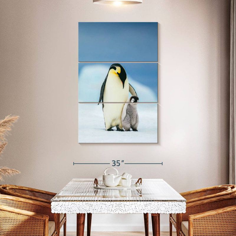 Mère et bébé pingouins, H 23 po x l 14 po