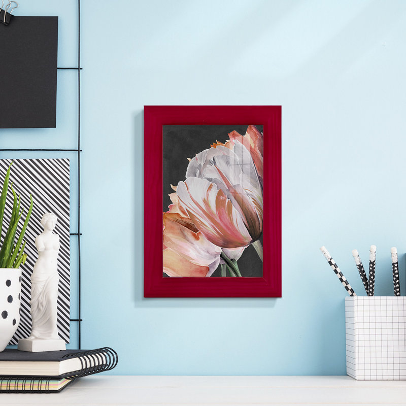 Pastel Parrot Tulips III encadré sur papier, Rouge, H 6 po x l 4 po x P 1 po
