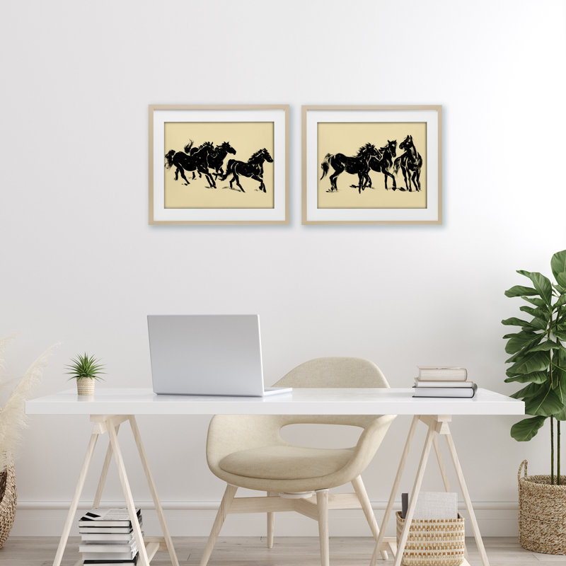 «Horses in Motion Stampede», ensemble de 2 impressions encadrées sous verre, design par Victoria Barnes, H 13 po x l 16 po