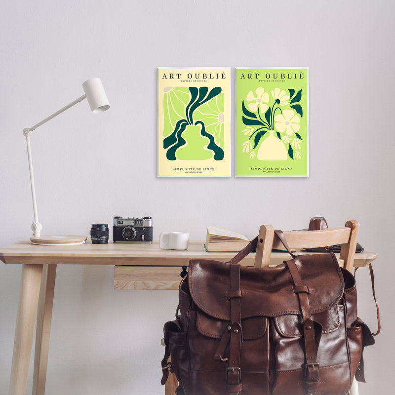 «Green French Museum», ensemble de 2 affiches murales par Incado, H 15 po x l 10 po