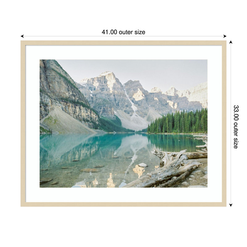 «Moraine Lake Reflection» par Justine Milton, reproduction d'art encadrée sur bois, H 33 po x l 41 po