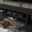 Meuble télé mural suspendu moderne Desmone 71 po pour téléviseurs jusqu'à 80 po, console multimédia avec rangement, brun noyer-111925897-135985563