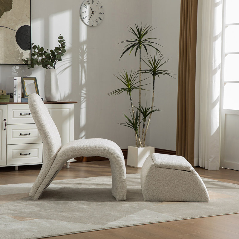 Fauteuil rembourré moderne avec repose-pieds en chenille