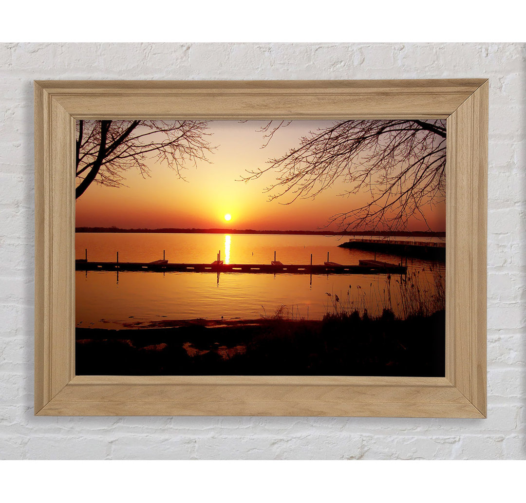 Tranquil Lake Sunrise - Einzelner Bilderrahmen Kunstdrucke