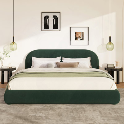 Lit en velours doux: texture luxueuse et légère, ajoutant une atmosphère haut de gamme à la chambre à coucher