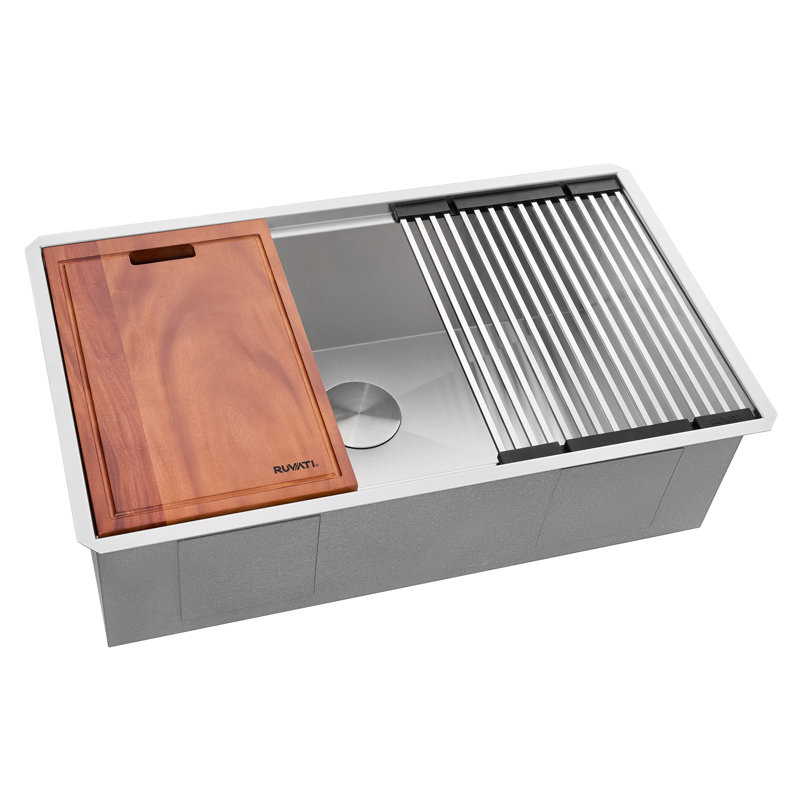 Roma Workstation Ledge 32" L x 19" W Undermount Kitchen Sink with Basket Strainer, 19" L x 32" W