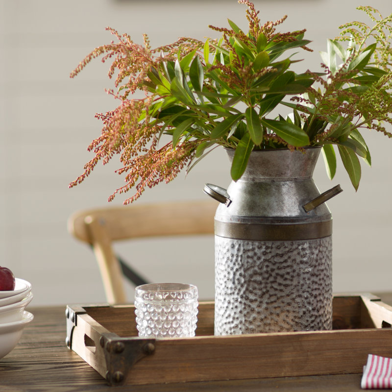 Elio Metal Table Vase, Large