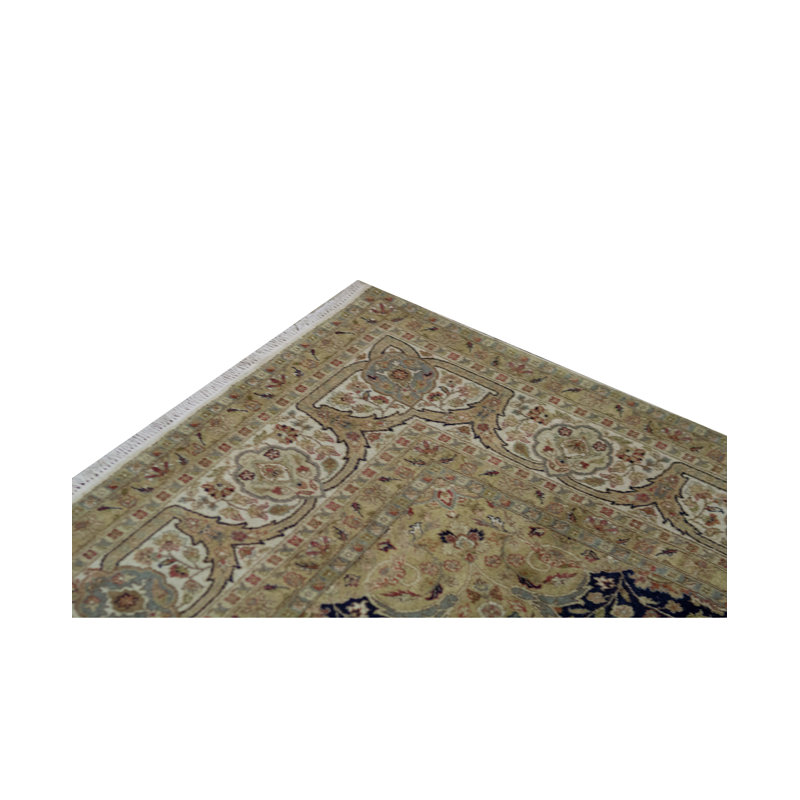Wool Oriental Area Rug in Brown/Ivory/Navy
