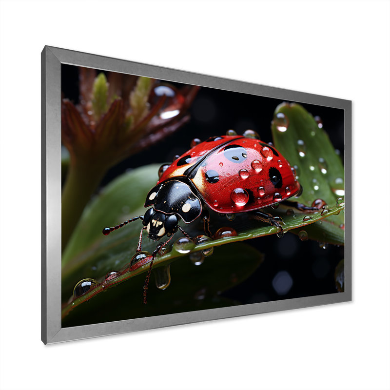 «Rainy Ladybugs Lullaby I», reproduction sur toile, H 24 po x l 32 po x P 1 po, Cadre simple argenté