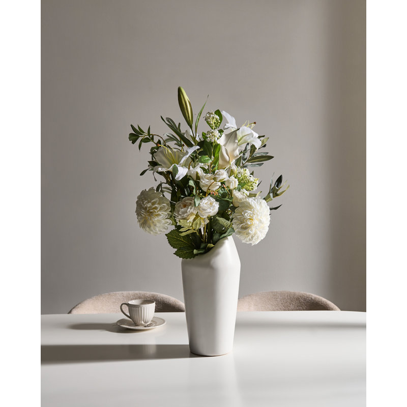 Fabric Arrangement