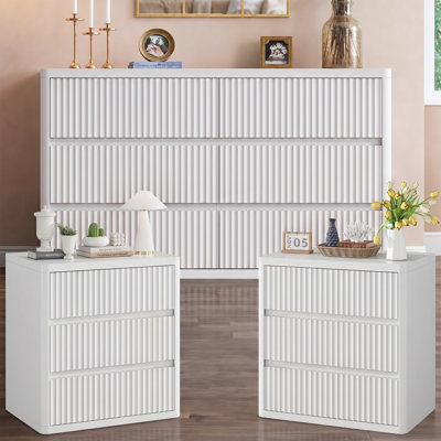 3-Piece White Wavy Bedroom Furniture Set