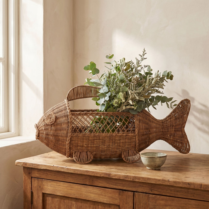 Panier en forme de poisson en rotin tissé à la main avec poignée en métal