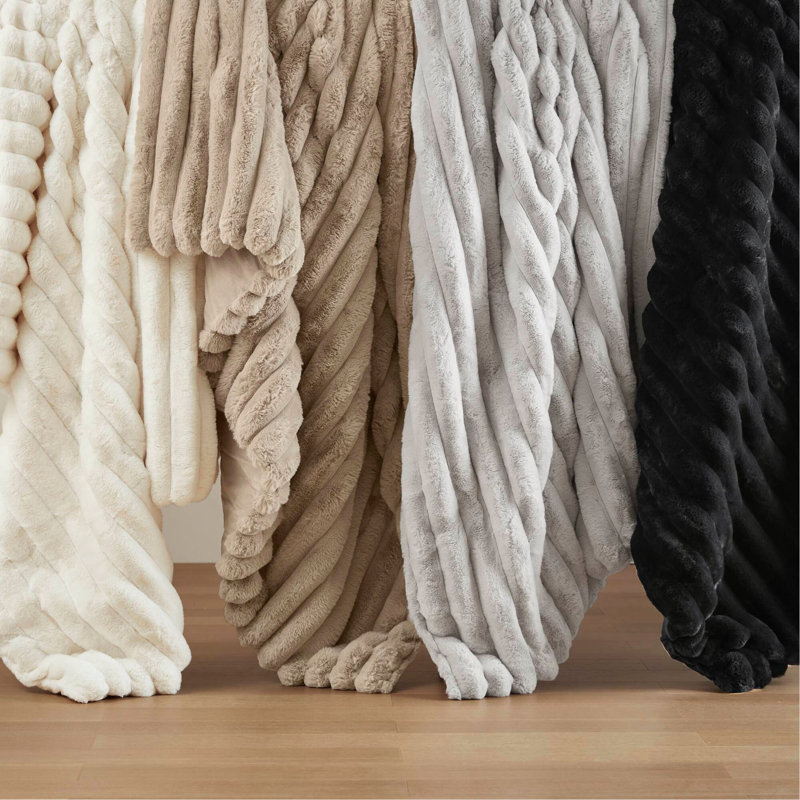 Ensemble d'édredon 3 pièces en fausse fourrure, gris clair, King Comforter + 2 Shams