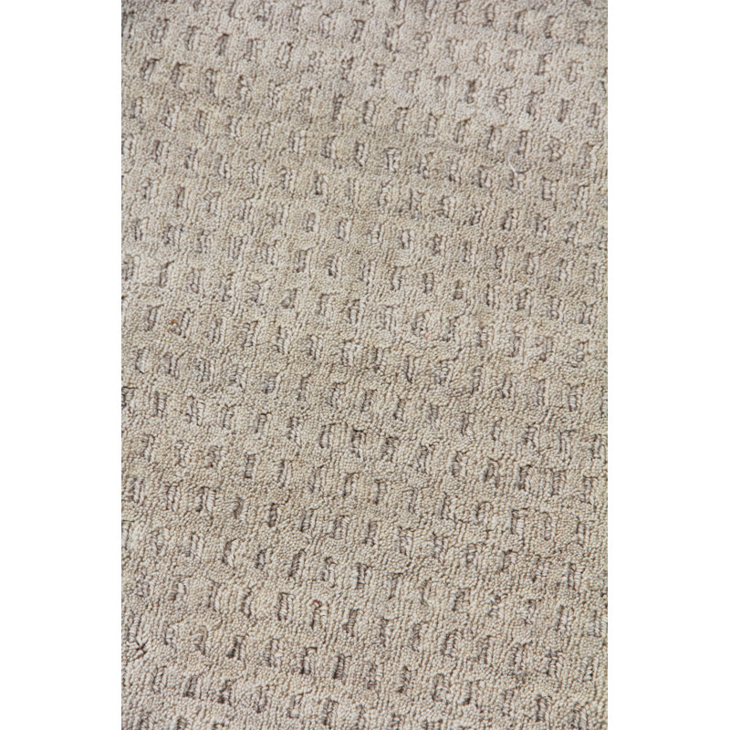 New Zealand Wool Wool Geometric Area Rug in Ivory, Rectangle 6' x 9'