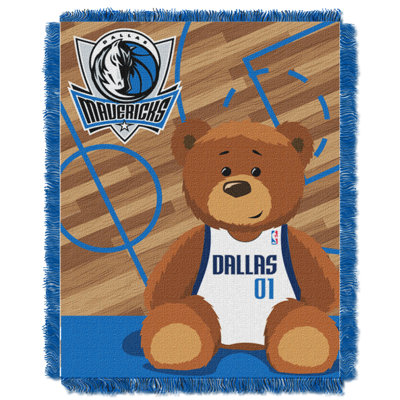 Jeté de bébé demi-cour mavericks NBA