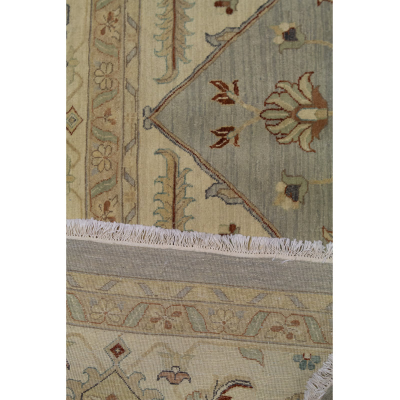 Wool Oriental Area Rug in Cream/Blue