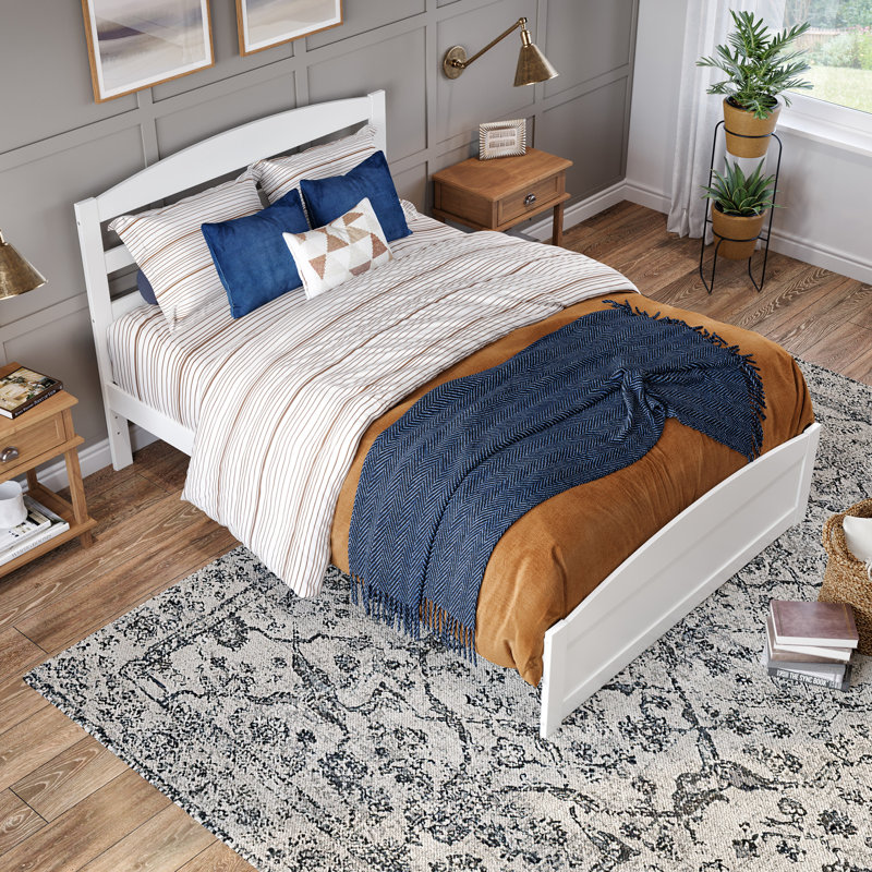 Elliana Solid Wood Platform Bed with Footboard & Built-in Charging Station, White, Full/Double
