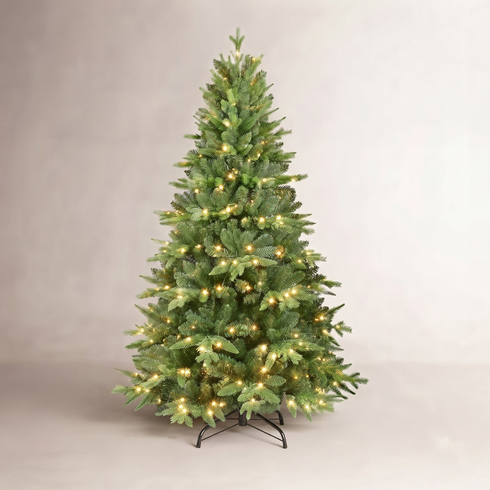Pre-Lit Spruce Christmas Tree, 5'