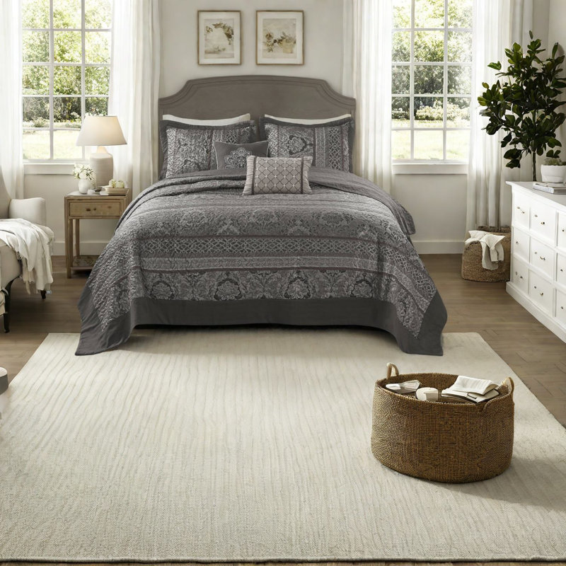 Luxurious 5-piece Jacquard Bedding Sets, Reversible Queen, Grey