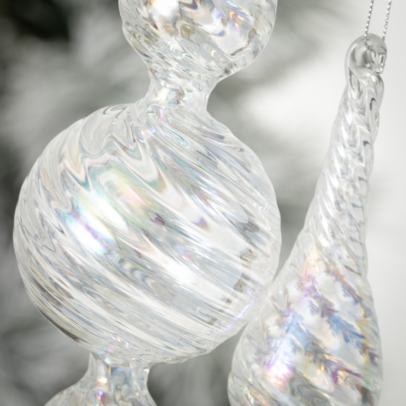 Gilded Elegance Clover Lane Finial Ornament