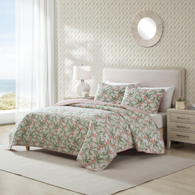 Tommy Bahama Acapulco Palms Cotton Reversible Green Quilt Set, King Quilt + 2 King Shams