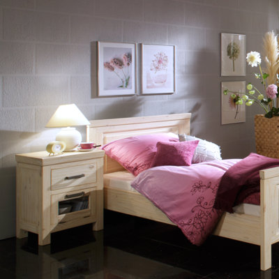 Remerton 51 cm W Bedside Table