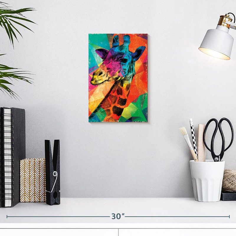 Girafe Brampt sur des couleurs géométriques, H 12 po x l 8 po