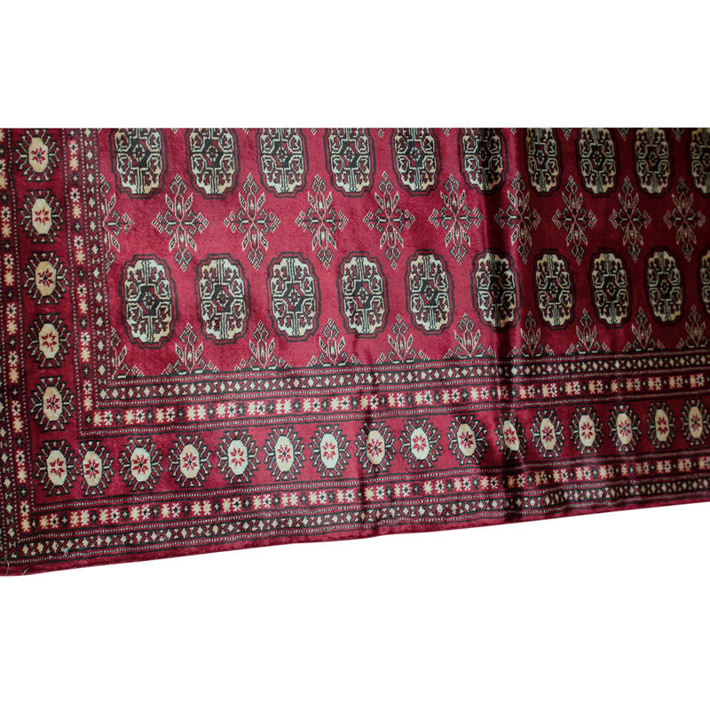 Tapis rouge noué à la main de haute qualité