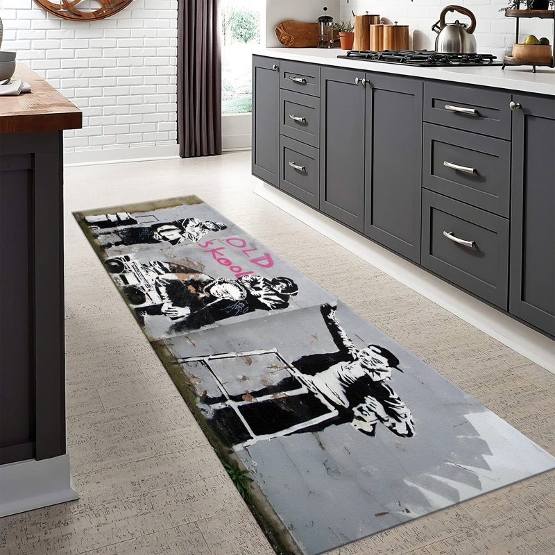 Soft Pile Printed Rug with Intricate Floral Design Ideal for Enhancing the Aesthetics of Any Living Space