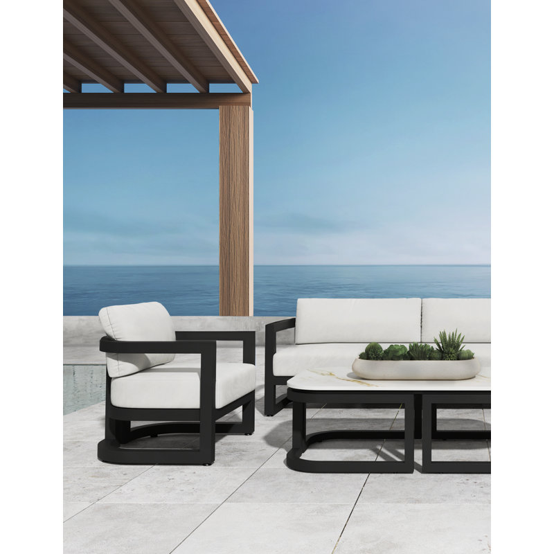 Malibu Outdoor Swivel Lounge Chair