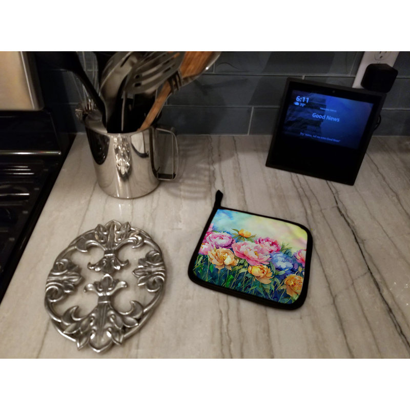 Caroline's Treasures Floral Polyester Potholder Set