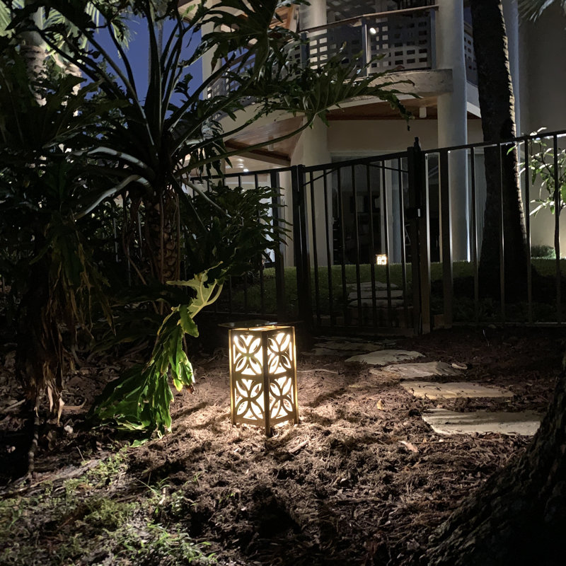 Low Voltage Integrated LED Pathway Light, Brown