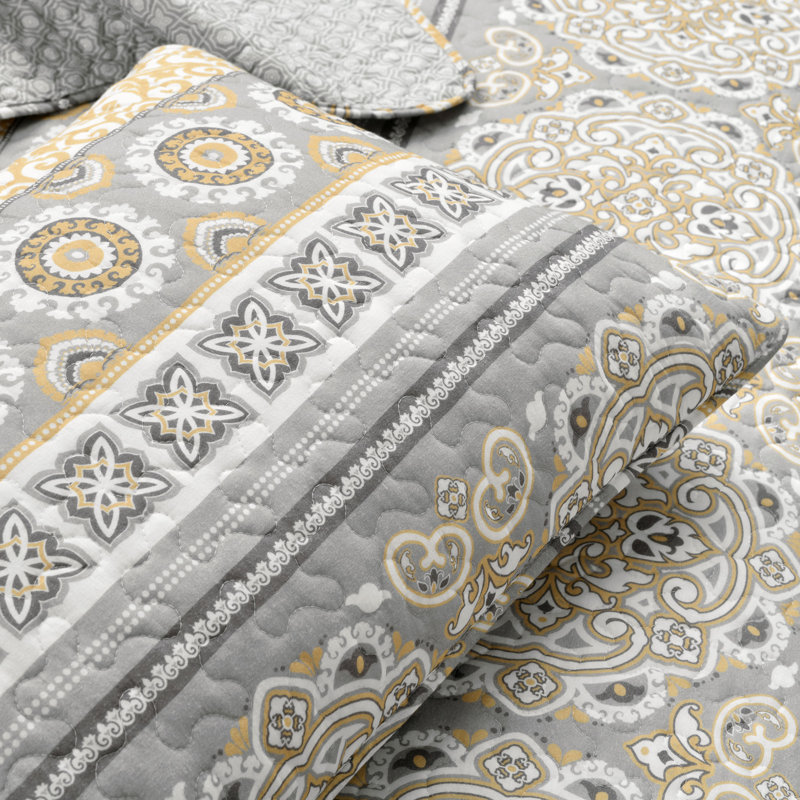 Nesco Navy 320 TC Reversible Modern & Contemporary 3 Piece Quilt Set, Full/Queen Quilt + 2 Standard Shams, Yellow
