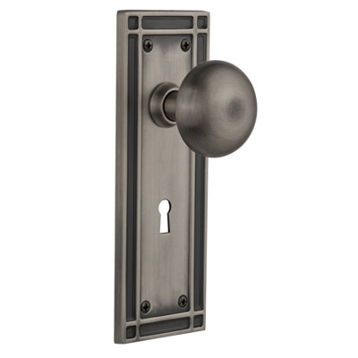 Mission Plate with Decorative Keyhole and New York Door Knob
