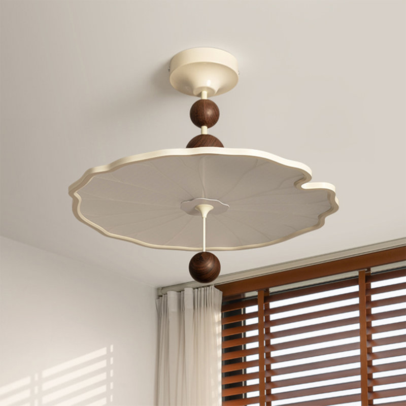 Luminaire suspendu floral de couleur crème pour chambre à coucher, 18.9" H x 11.42" W x 11.42" D