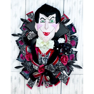 24” Dracula Halloween Wreath