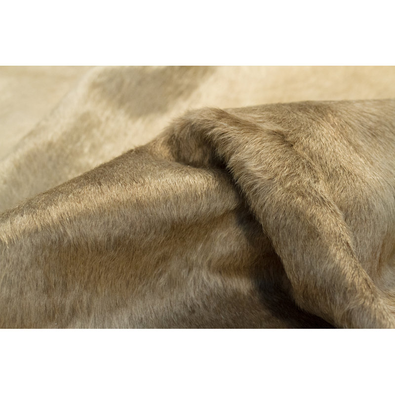 Tapis vache taupe area Delacruz
