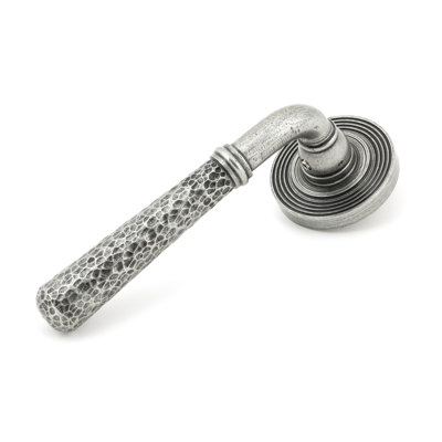 Hammered Newbury Lever on Rose Set (Beehive)