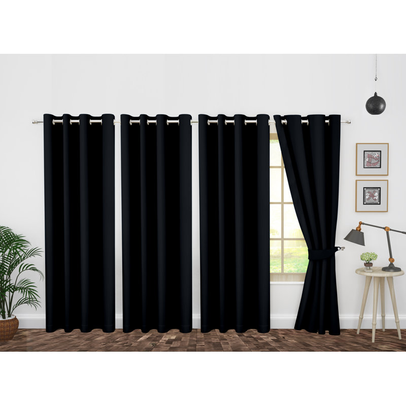 Paire de rideaux occultant et isolants avec œillets , Noir, 46 po x 84 po