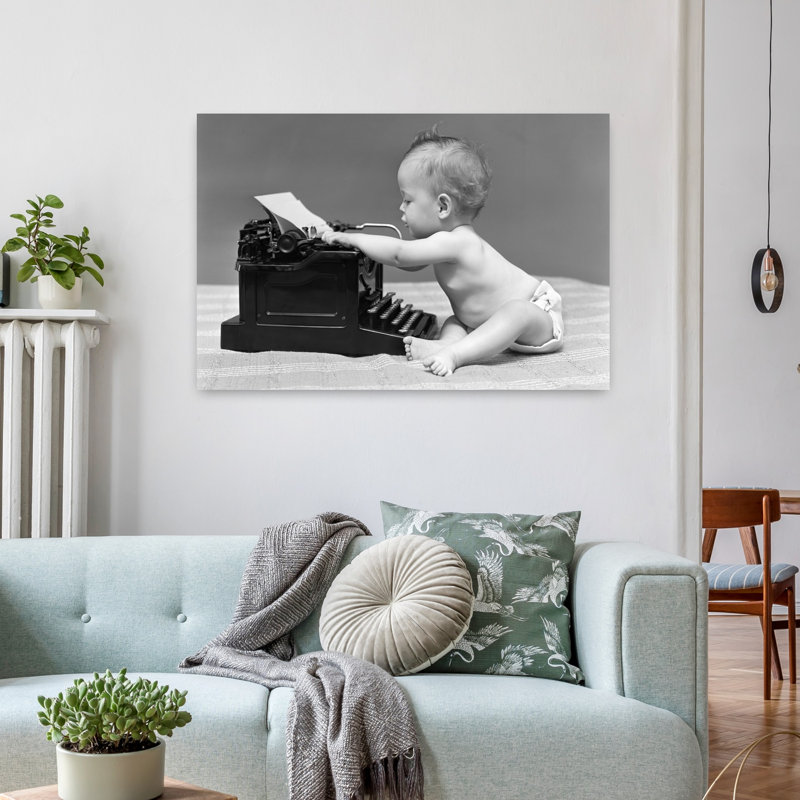 «1940S Baby In Diaper», tapant sur une machine à écrire, art mural rétro classique rétro, H 36 po x l 24 po