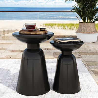 Tables d'appoint thermolaquées - métal, moderne, table carrée d'extérieur de 15 po évasée, noir