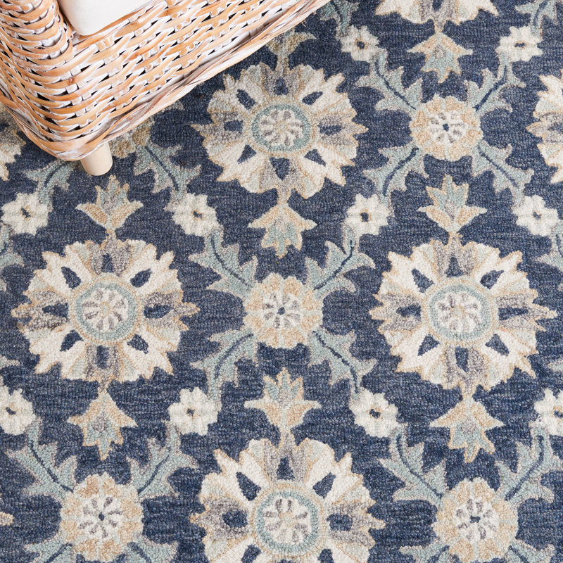 Gray and Blue Handmade Wool Floral 3' x 5' Area Rug