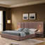 Structure de lit tapissier grand format avec tissu chenille et conception plissée, lit plateforme grand format avec table de chevet-1478488724
