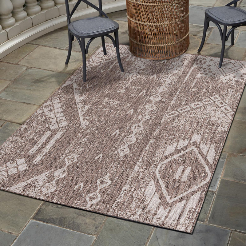 Tapis intérieur / extérieur brun / brun clair en polypropylène tissé à la machine 9 pi 10 po x 13 pi Brison