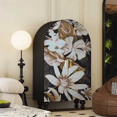Armoire arquée avec tablettes et portes